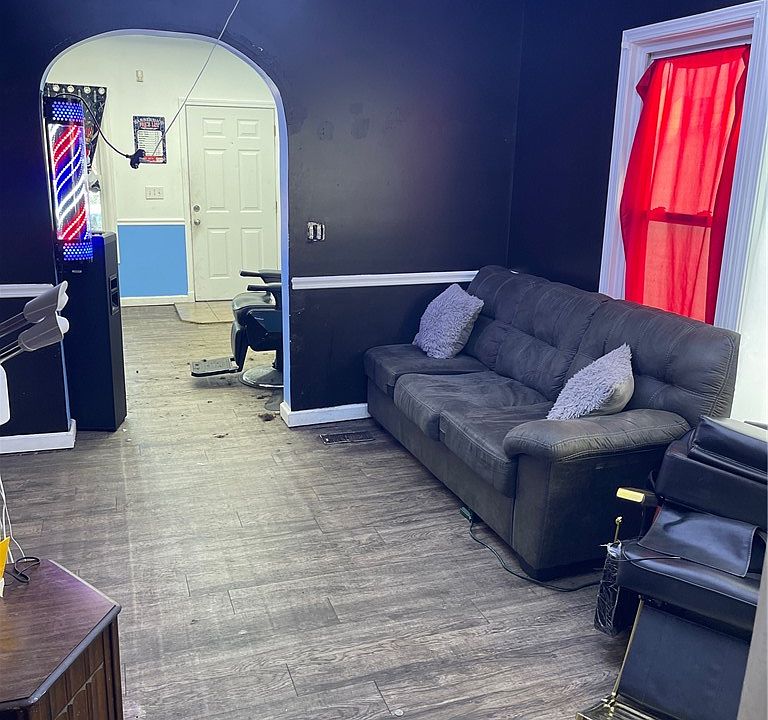 1st image of 159 Alton Ave #157