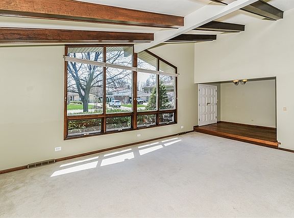 3rd image of 6200 Carol Ln