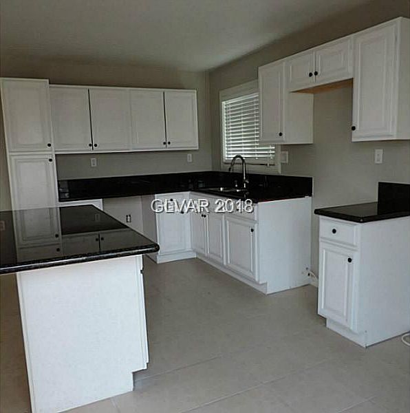 1st image of 4696 Newton Dr