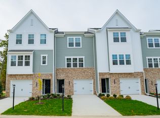 274 Greenpark Rd, Sandston, VA 23150