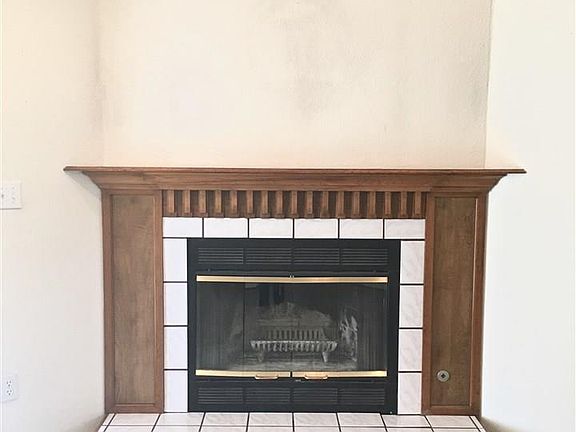 5th image of 132 Don January Ct