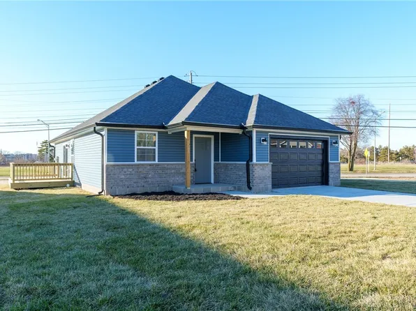 1565 Montgomery Ave, Fairborn, OH 45324