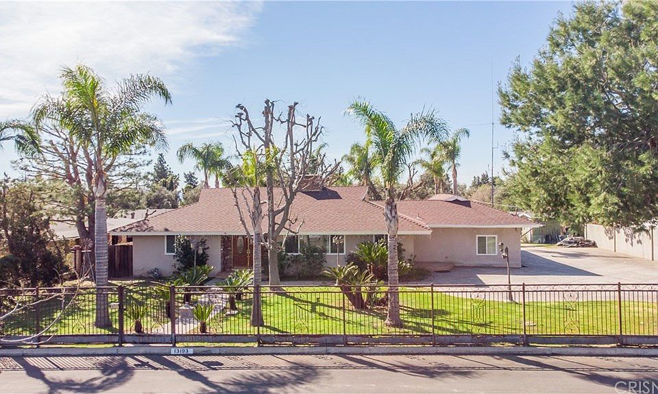 1st image of 13193 Phillippi Ave