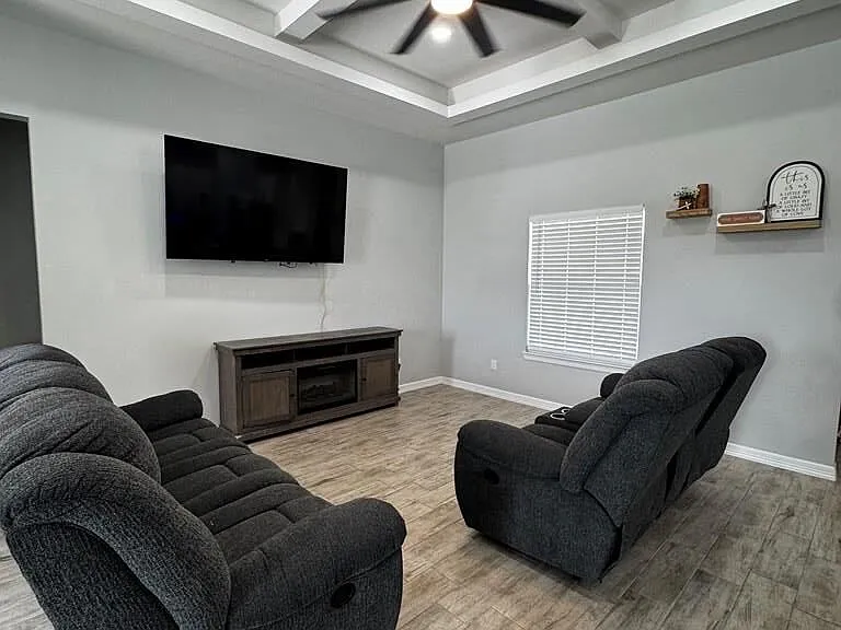 494 Marcelo St — Photo 8
