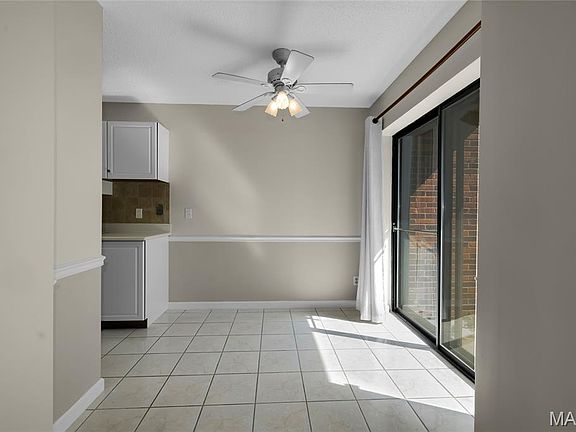 5th image of 572 Coeur De Royale Dr APT 107