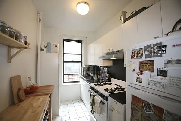 Sold by Garfield Realty  | media 6