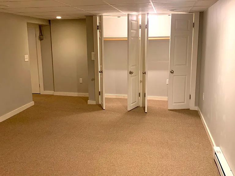652 East Ave — Photo 16
