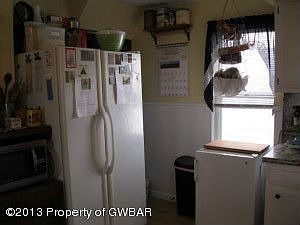 4th image of 335 Shoemaker St
