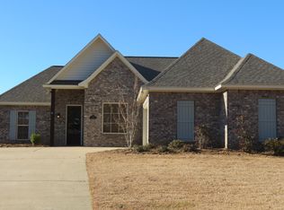 233 Cooper Ln, Canton, MS 39046