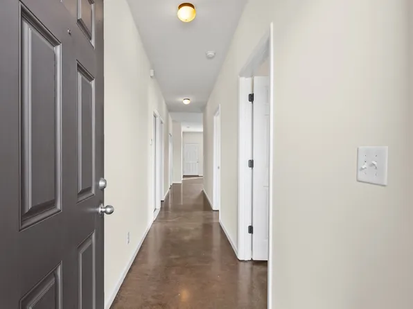 110 Holland Dr #110, Clarksville, TN 37043