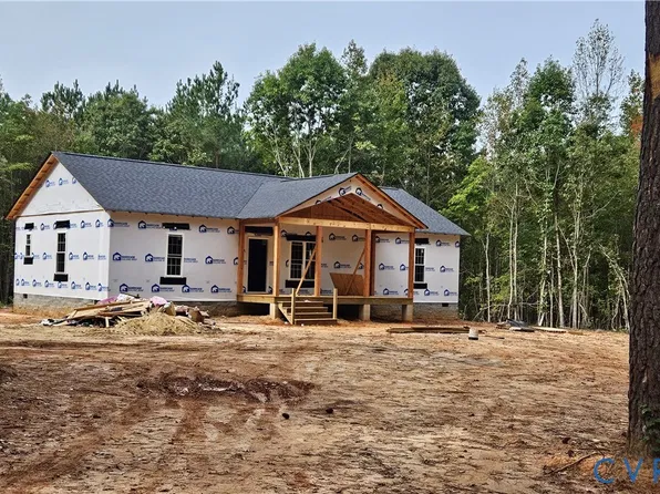 7920 S Amelia Ave, Amelia Court House, VA 23002