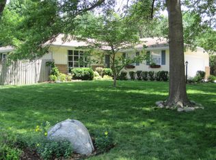 2808 Rolling Acres Dr, Champaign, IL