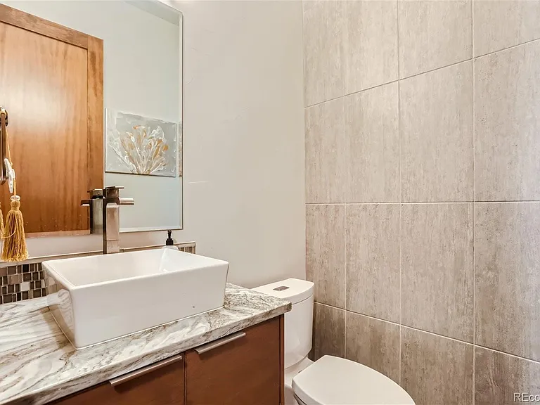1634 S Grant St — Photo 35