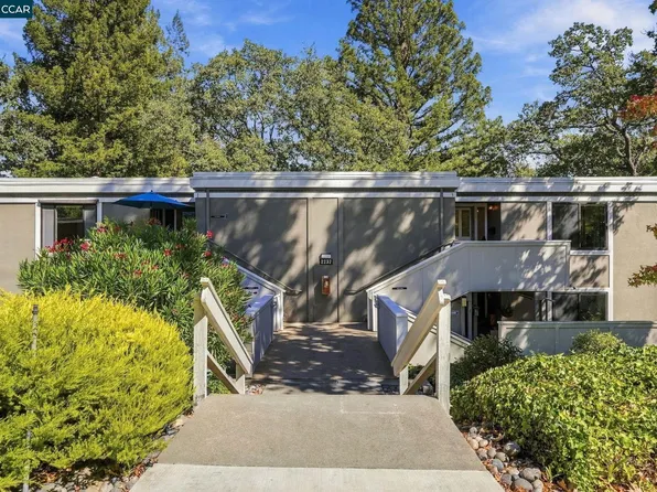 2232 Tice Creek Dr APT 3, Walnut Creek, CA 94595