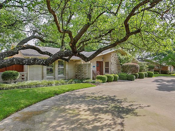 3rd image of 7018 Gateridge Dr