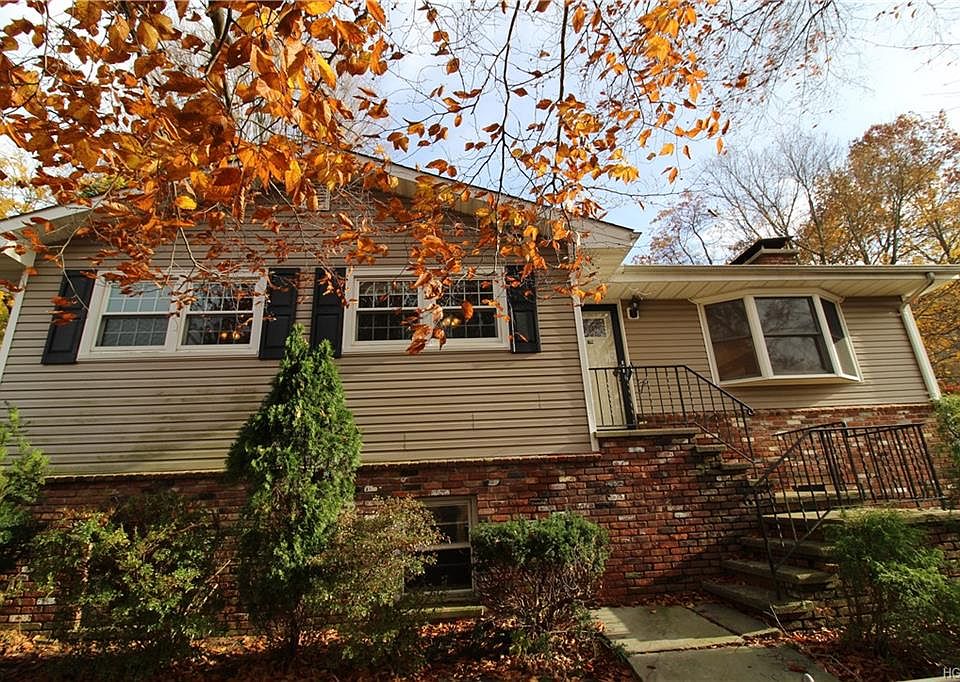 1st image of 766 Warren Ave
