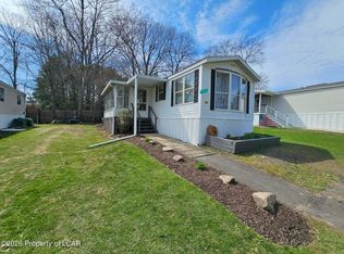 193 Meadow Dr, Dallas, PA 18612