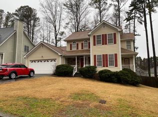 910 Meadowsong Cir, Lawrenceville, GA 30043