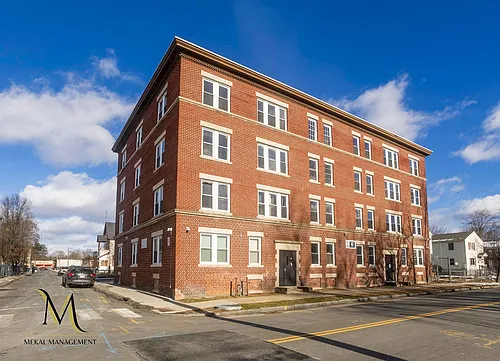 528 Union St Photo 1