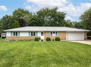 5902 W Hillcrest Dr, Frankton, IN 46044