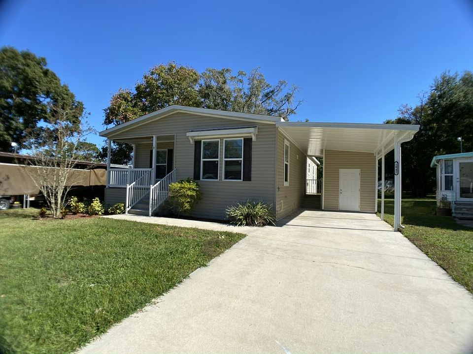 1st image of 1042 Cloverleaf Cir