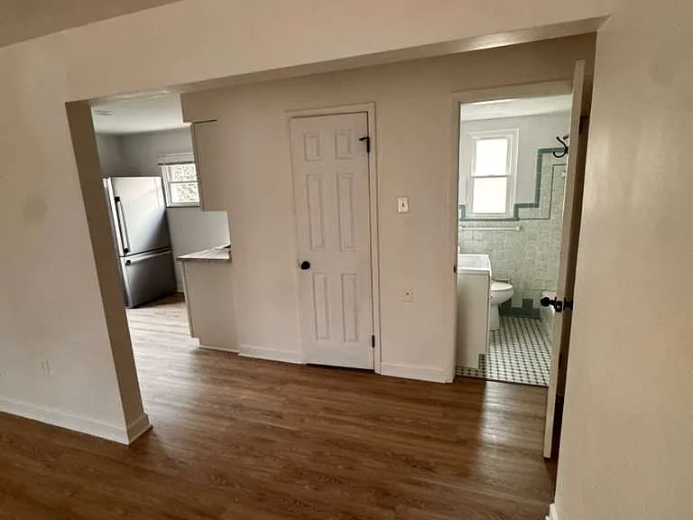 16 Barrington Rd #2W — Photo 32