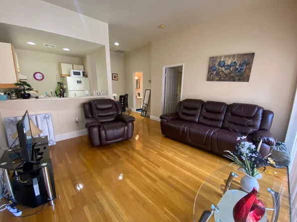 42 Worcester Sq, Boston, MA