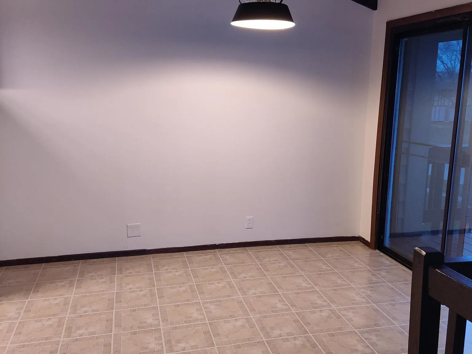 3 bed, $2,000 — Photo 2