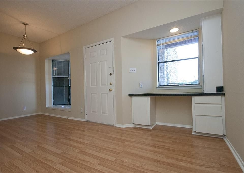 1st image of 2818 Nueces St #214