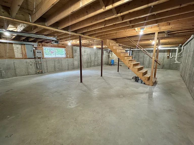 246 Green Lake Rd — Photo 17