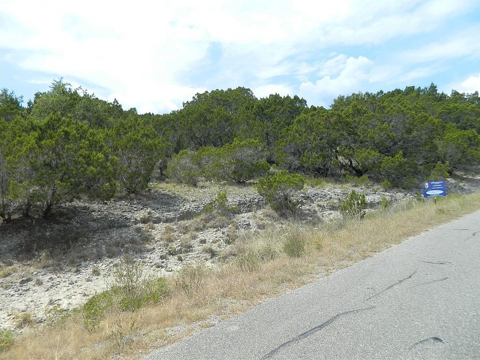 2nd image of 20709 Oak Rdg