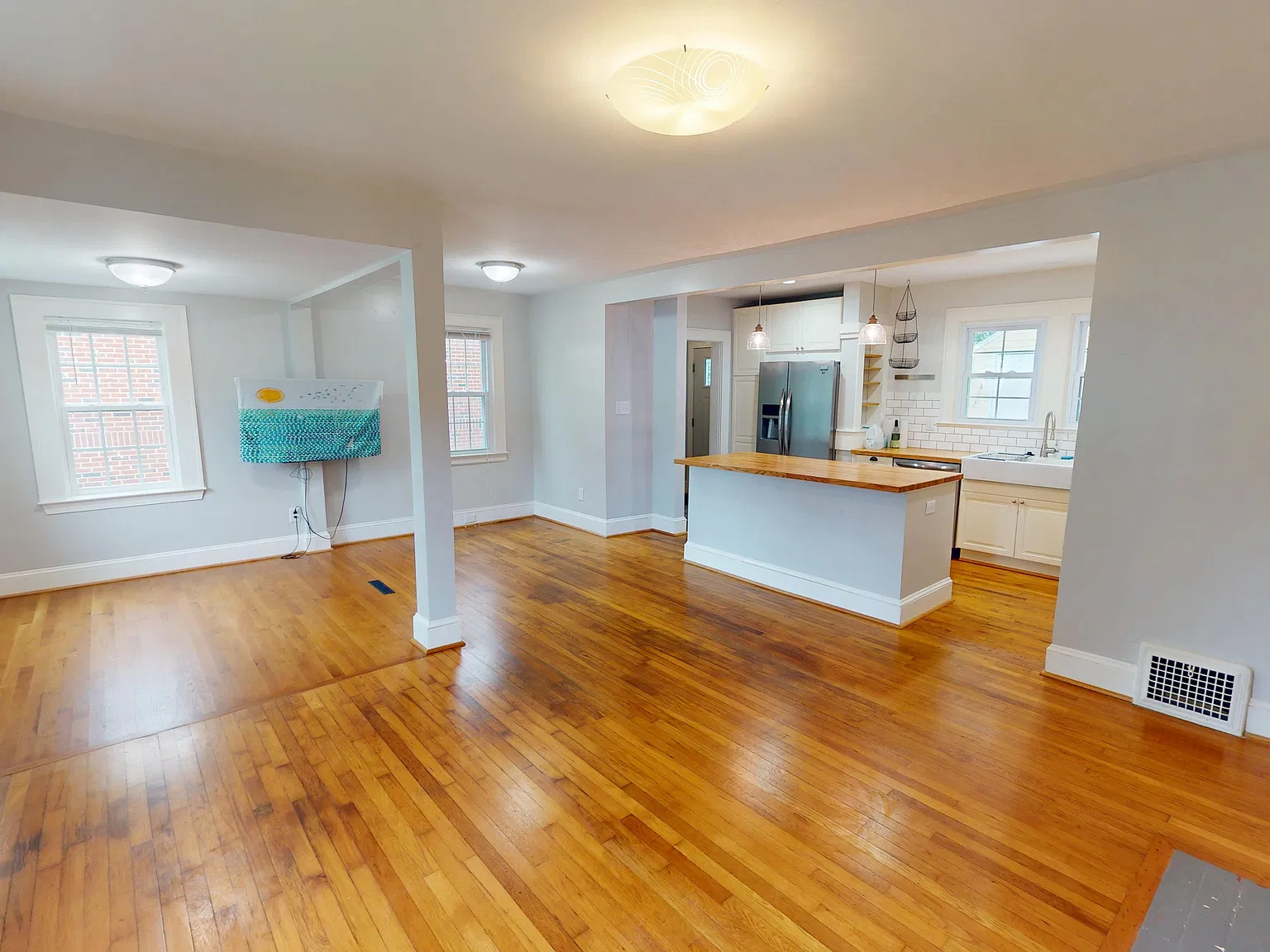 2 bed, 1226 sqft, $1,750 — Photo 3