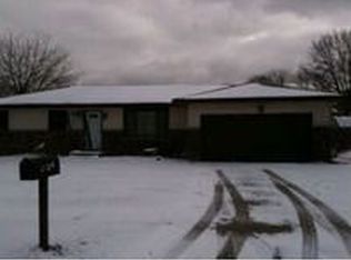 2129 Woodlawn St, Portage, IN 46368