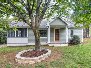 1970 Mountain Pass Rd, Troutville, VA 24175