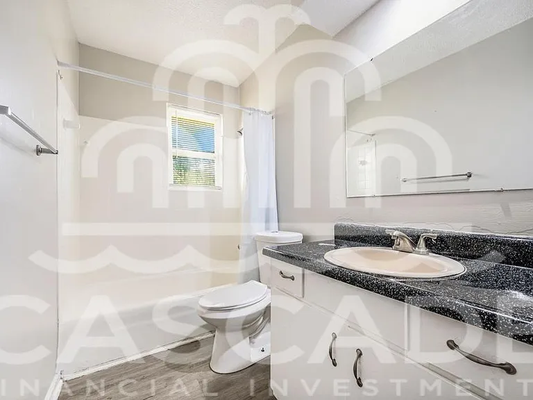 108 N Chestnut St #A — Photo 13