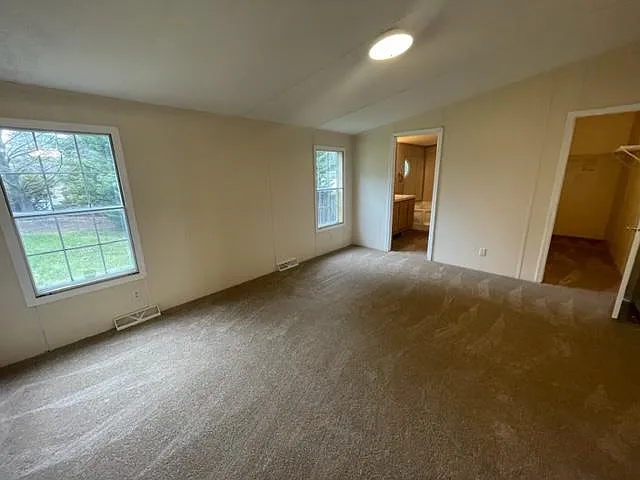 4407 Sanford Ct — Photo 22