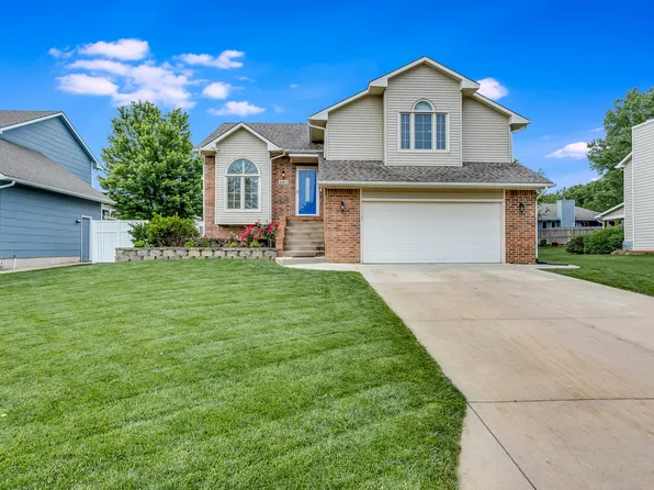 2411 N Button Bush Cir, Derby, KS 67037