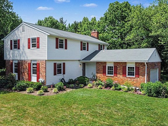 4th image of 31 Filbert Ln