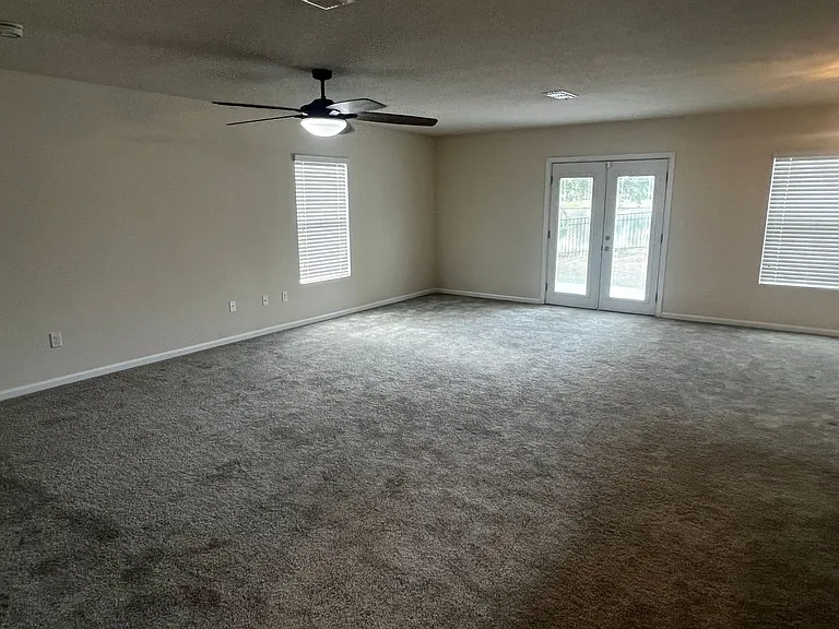 239 Brooklet Cir — Photo 4
