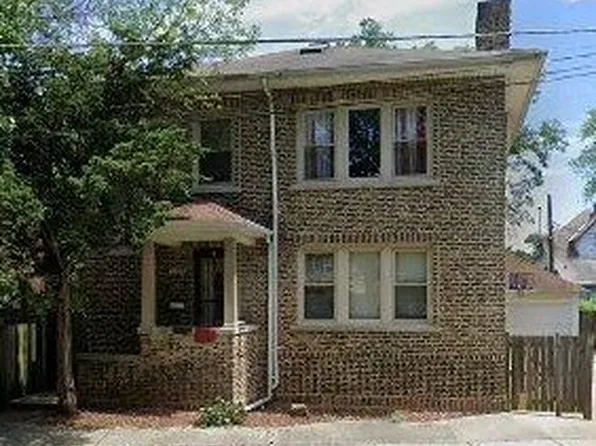 11127 S Homewood Ave, Chicago, IL 60643