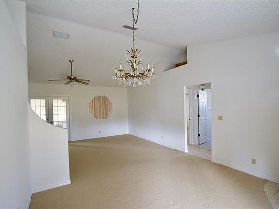 4th image of 2151 S Biscayne Dr