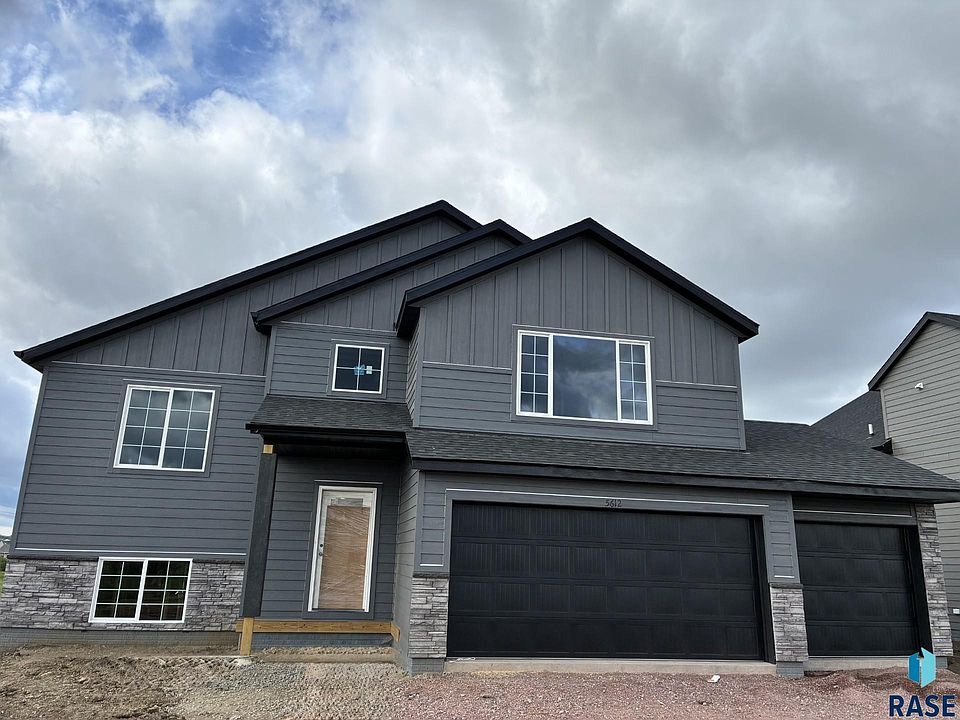 1st image of 5612 E Ashwood Cir