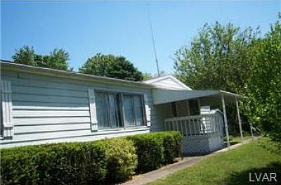 1st image of 1 Parkview Ct