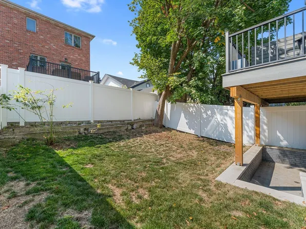 230 Grant Avenue image 36 of 45