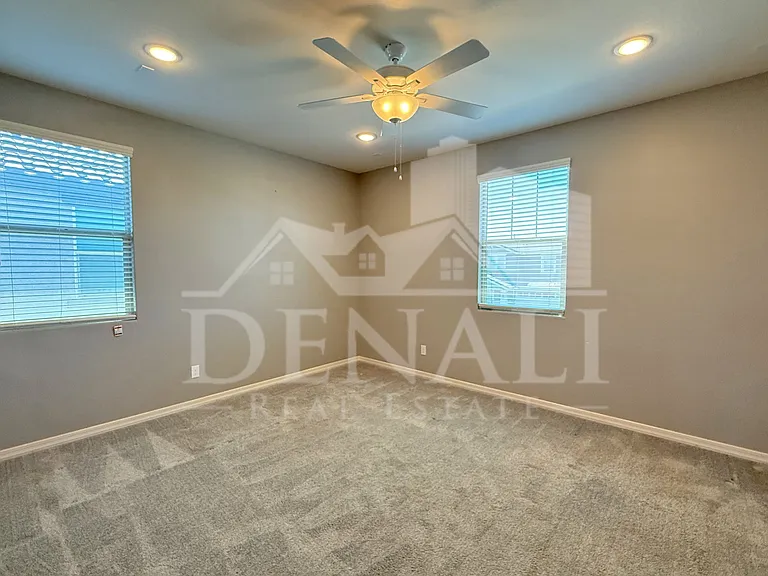 15068 W Pierce St — Photo 20