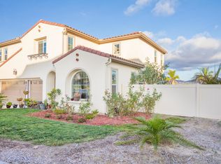 610 Amarra Ln, Vista, CA 92083