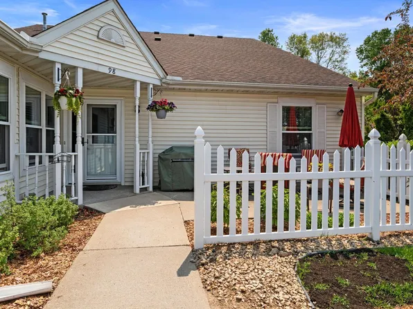 98 Carmel Ave W, West Saint Paul, MN 55118