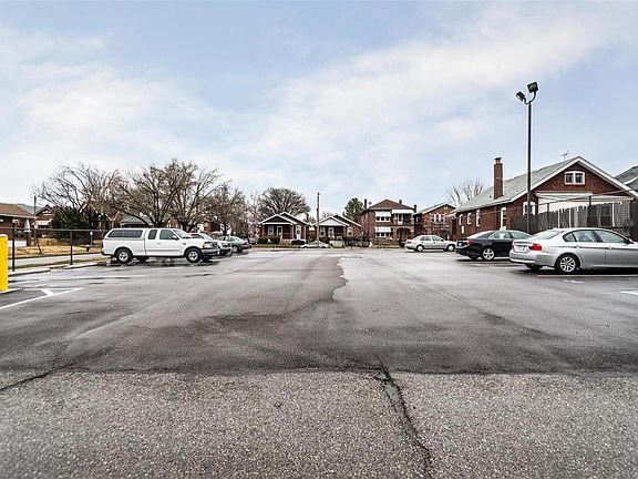 4th image of 5320 Brannon Ave