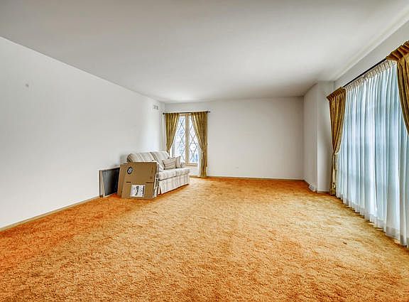5th image of 13034 Comanche Dr