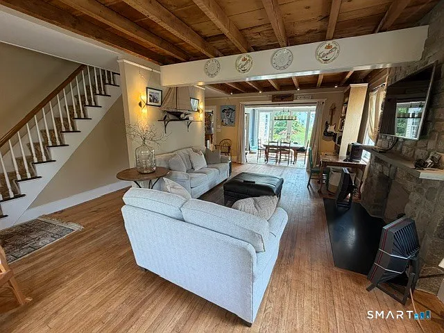 14 Pearl St — Photo 11